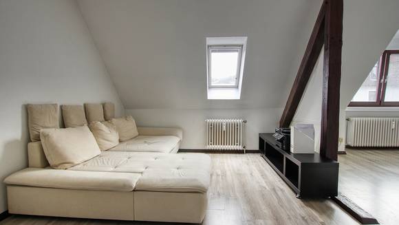 DREAMHOUSE Immobilien: Lichtdurchfluteter Kleinod nahe Osterbekkanal DREAMHOUSE Immobilien: Lichtdurchfluteter Kleinod nahe Osterbekkanal