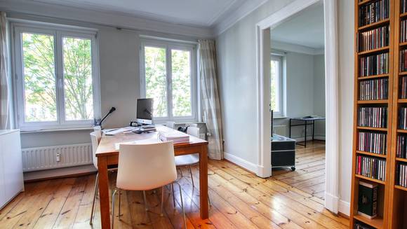 DREAMHOUSE Immobilien: Über den Dingen und doch gleich mittendrin. DREAMHOUSE Immobilien: Über den Dingen und doch gleich mittendrin.