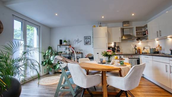DREAMHOUSE Immobilien: Licht. Komfort. Lebensqualität ? Ihr neues Zuhause DREAMHOUSE Immobilien: Licht. Komfort. Lebensqualität ? Ihr neues Zuhause
