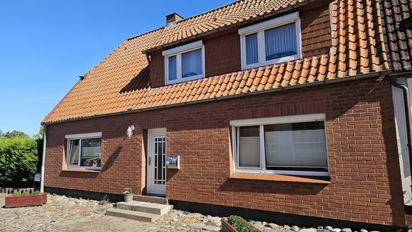 DREAMHOUSE Immobilien: Vielseitiges Wohnkonzept in erstklassiger Lage am Binnensee